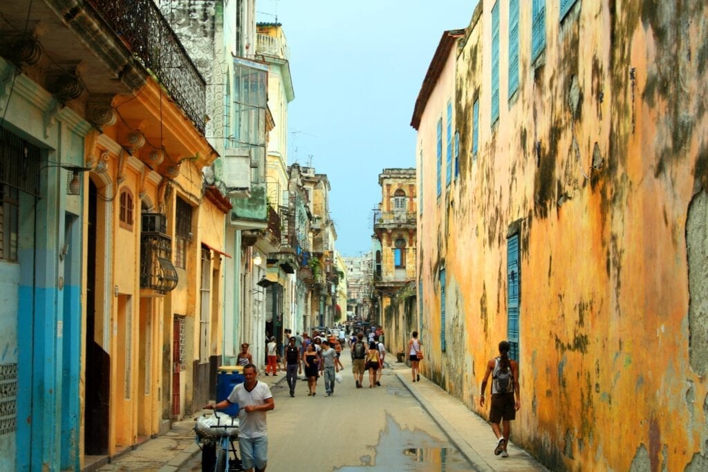 Beautiful Havana - CHC Viewbooks - Digital Collections